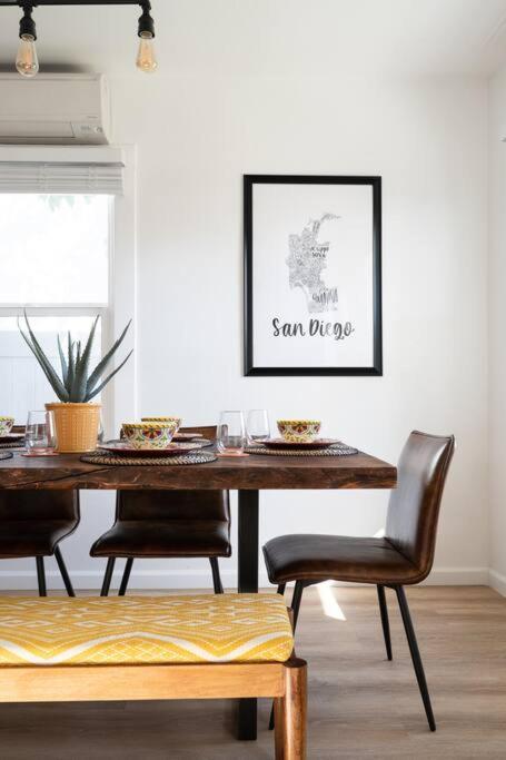 * Bueno Bueno Casita * / 7 Min To Downtown / 4 Bdr Holiday home San Diego